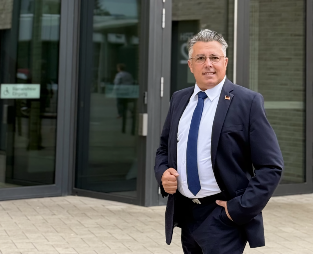 𝗡𝗶𝗹𝘀 𝗩𝗼𝗿𝗻𝘄𝗮𝗹𝗱 𝗸𝗮𝗻𝗱𝗶𝗱𝗶𝗲𝗿𝘁 𝗮𝗹𝘀 𝗕ü𝗿𝗴𝗲𝗿𝗺𝗲𝗶𝘀𝘁𝗲𝗿 𝗳ü𝗿 𝗕𝗿𝘂𝗰𝗵𝗸ö𝗯𝗲𝗹 AfD